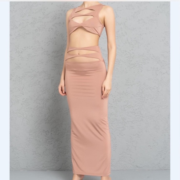 Dresses & Skirts - Tan cut out two piece set